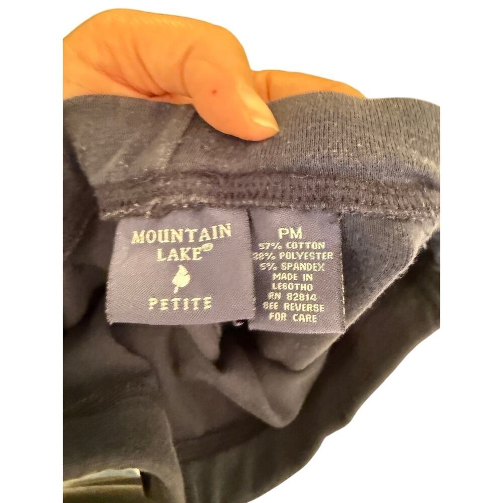 Mountain Lake Navy Knit Skirt Women's Petite Medium - Picture 2 of 6